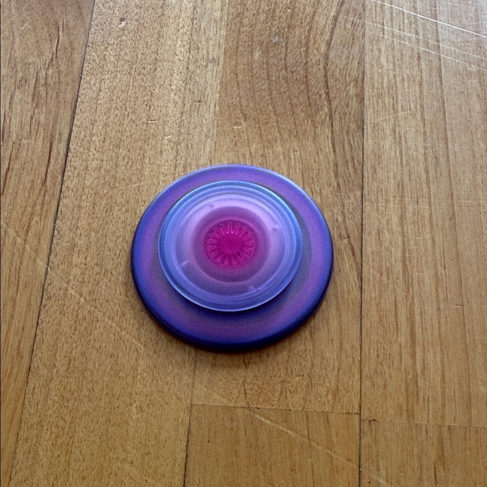 Purple and Pink PopSocket MagSafe